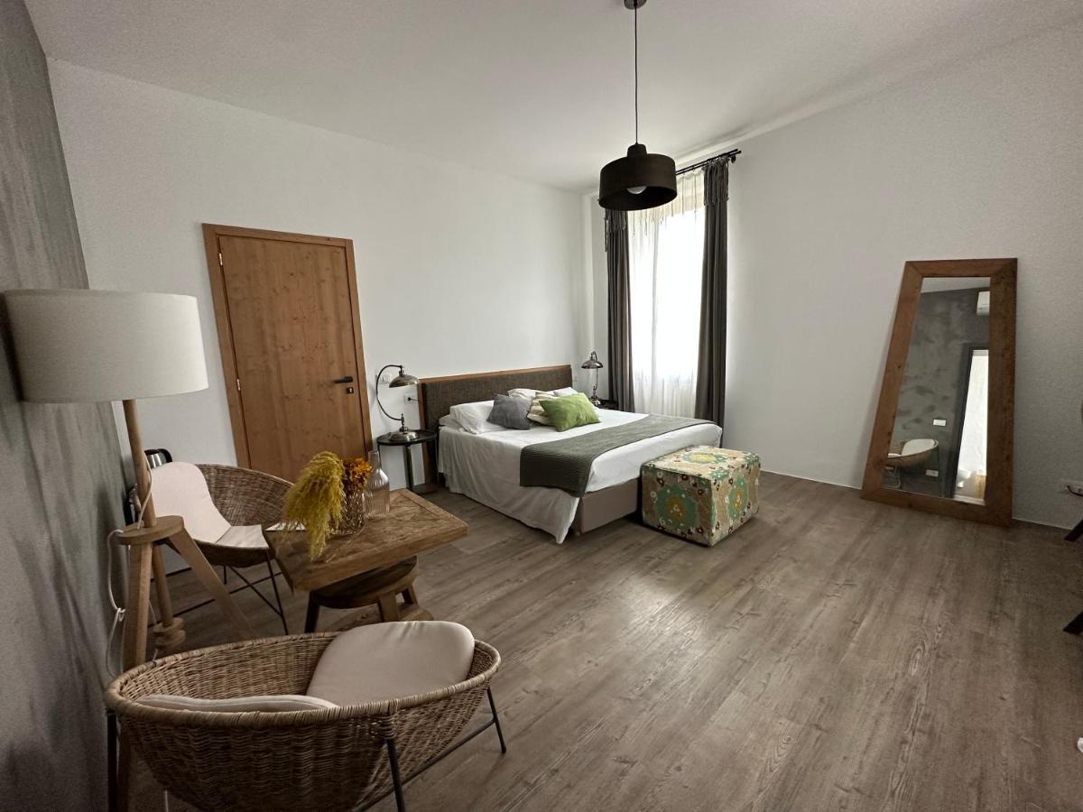 Corte Vallio Desenzano del Garda Exterior foto